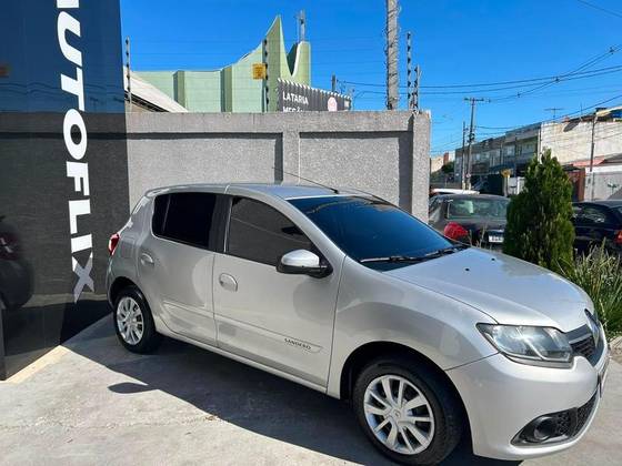 RENAULT SANDERO 1.0 12V SCE FLEX AUTHENTIQUE MANUAL RENAULT SANDERO 1.0 12V SCE FLEX AUTHENTIQUE MANUAL